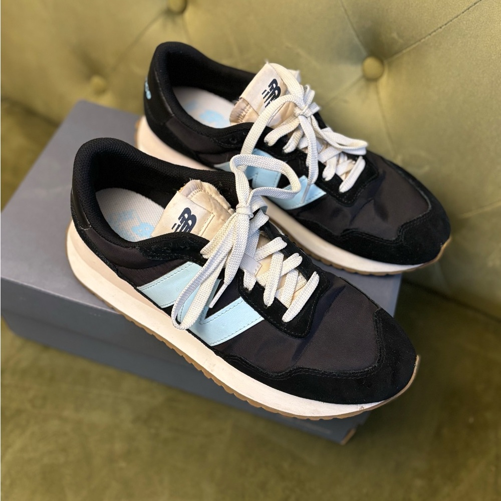 Women’s New Balance 237 Sneakers